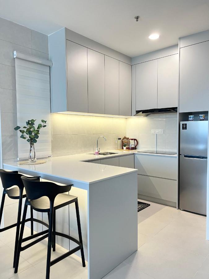 Rayyan Condominium @ Metrocity Square Кучинг Екстериор снимка